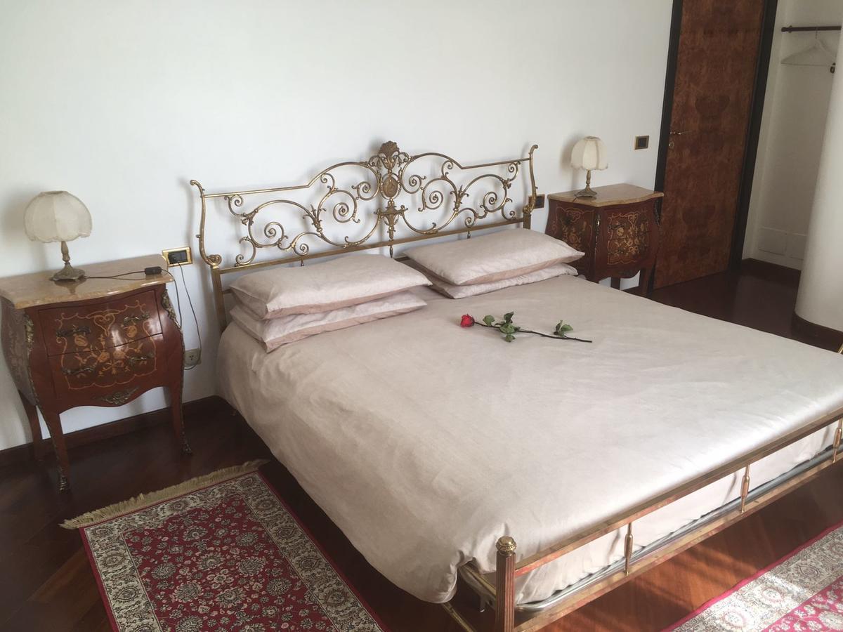 Villa Puccini Bed & Breakfast เลคโค ภายนอก รูปภาพ